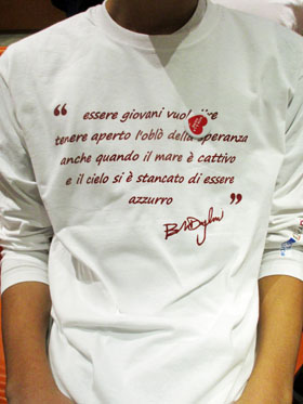 tee shirt